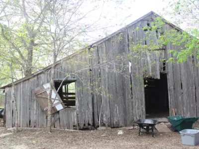 Antique late-1800s old-growth oak agricultural barn home reclaimed wood