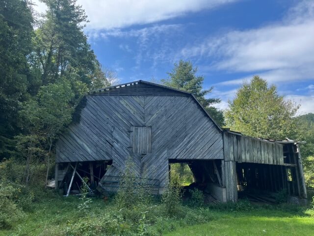 Original, nearly hundred year old barn in need of disassembly