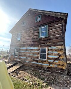 1800's corner post log cabin