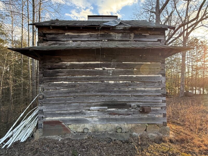 Rough Sawn Log Curing Tobacco Barn - Early to Mid 1900's